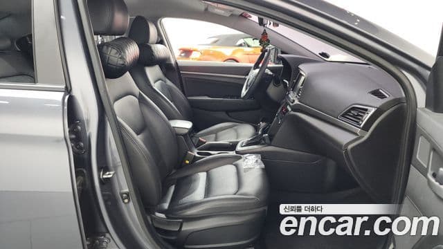 Hyundai Avante AD 1.6 GDI Value Plus, 2018 11