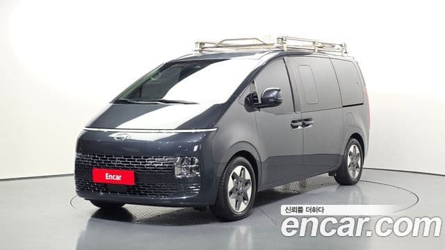 Hyundai Staria Modern, 2022 1