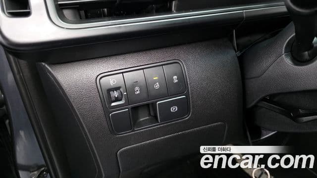 Hyundai Staria Modern, 2022 18