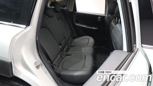 Mini Cooper Countryman 2세대, 2023 12