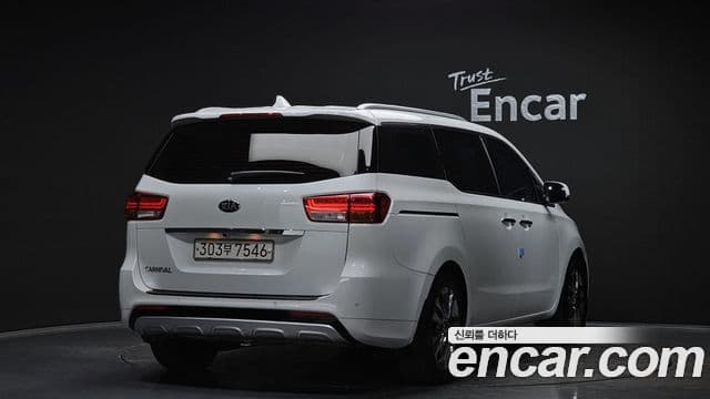 Kia All New Carnival Prestige, 2017 2