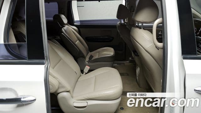 Kia All New Carnival Prestige, 2017 11