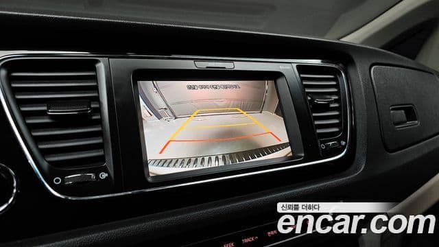 Kia All New Carnival Prestige, 2017 15