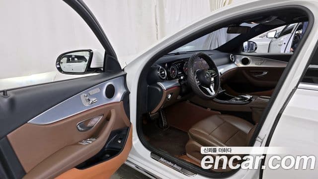 Mercedes-Benz E-класс W213 Avantgarde, 2020 10