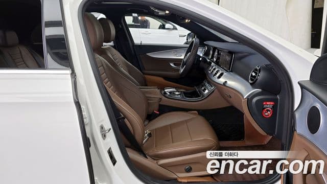 Mercedes-Benz E-класс W213 Avantgarde, 2020 11