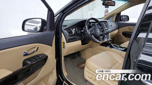 Kia The / новый New Carnival Special, 2019 10