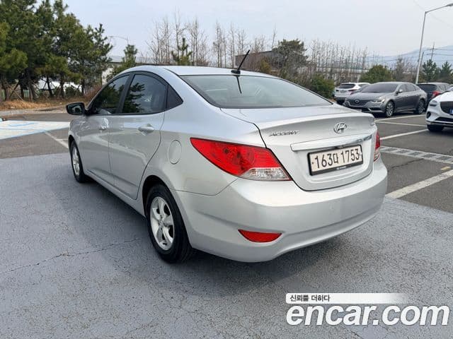 Hyundai Accent(новый кузов / новое поколение) Premier, 2011 2