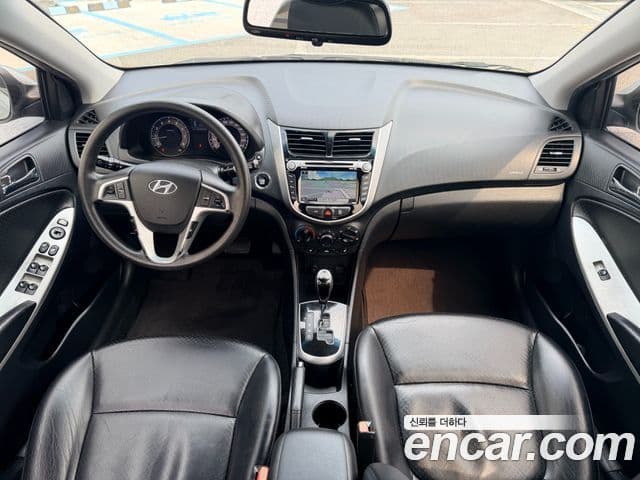 Hyundai Accent(новый кузов / новое поколение) Premier, 2011 7