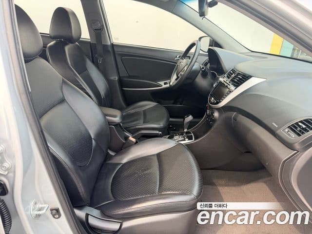 Hyundai Accent(новый кузов / новое поколение) Premier, 2011 12