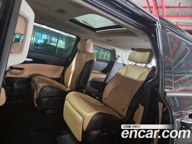 Kia Carnival 4세대 Signature, 2021 11