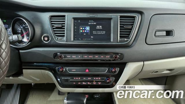 Kia The / новый New Carnival Luxury, 2019 14