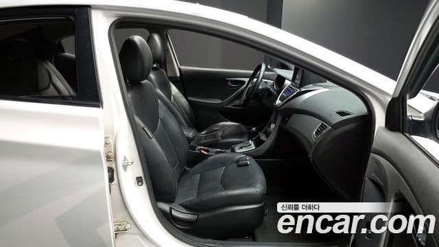 Hyundai Avante MD M16 GDI top, 2012 10