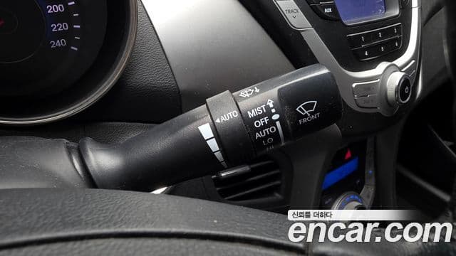 Hyundai Avante MD M16 GDI top, 2012 17