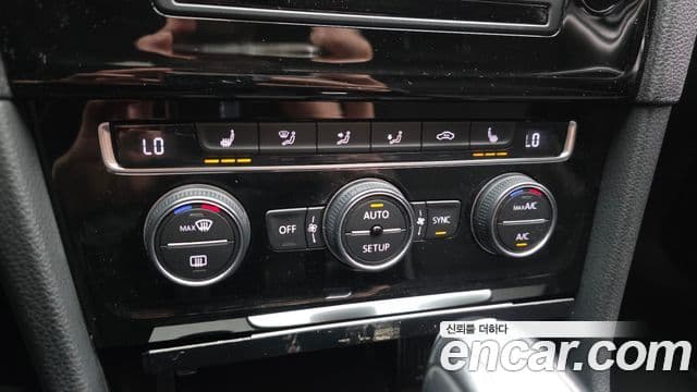 Volkswagen Гольф 7세대, 2014 18