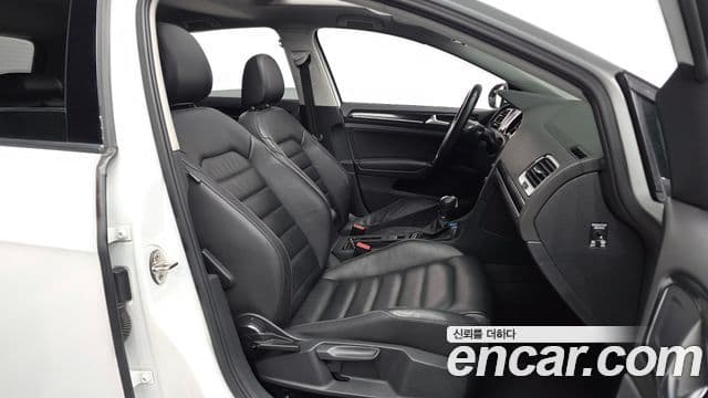 Volkswagen Гольф 7세대, 2014 11