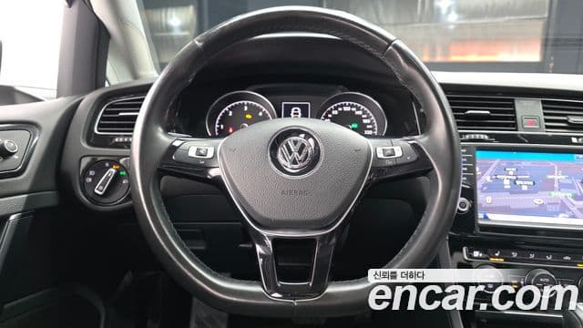 Volkswagen Гольф 7세대, 2014 13