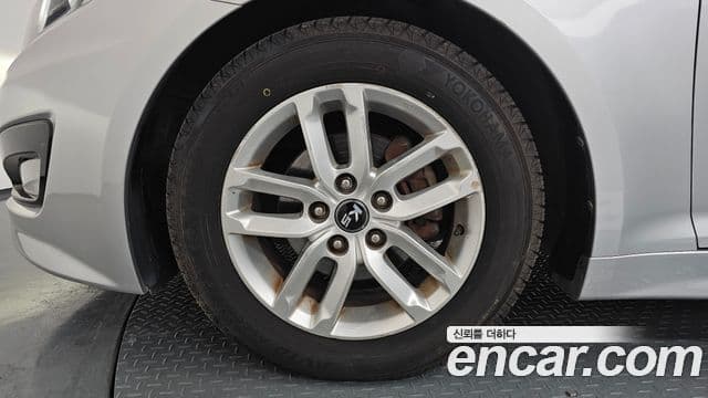 Kia K5 2.0 Deluxe, 2011 все фото