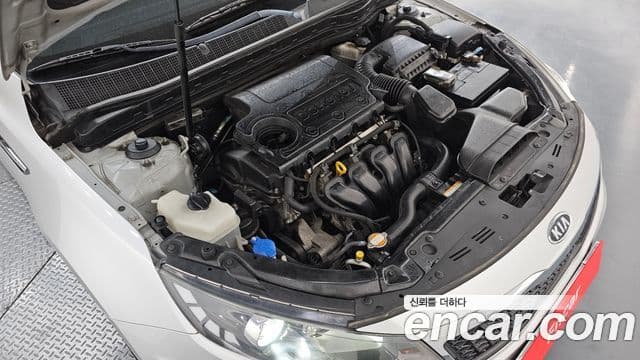 Kia K5 2.0 Deluxe, 2011 6