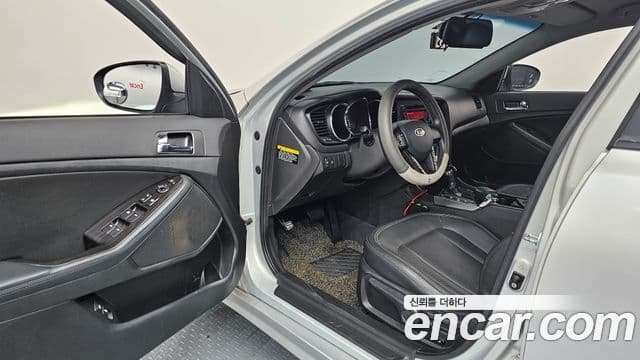 Kia K5 2.0 Deluxe, 2011 10