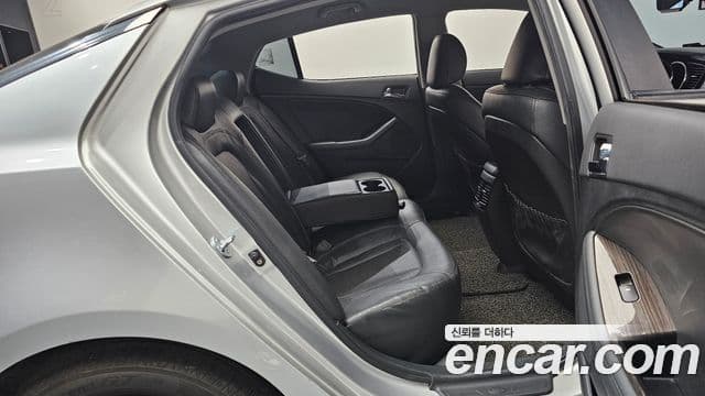 Kia K5 2.0 Deluxe, 2011 12