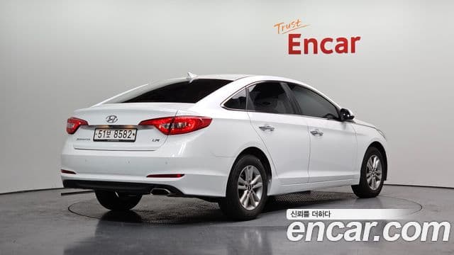 Hyundai LF Sonata Premium, 2015 2