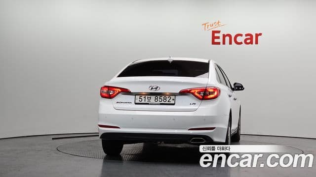 Hyundai LF Sonata Premium, 2015 4