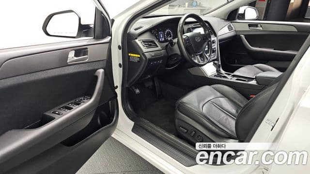 Hyundai LF Sonata Premium, 2015 11