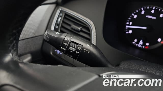 Hyundai LF Sonata Premium, 2015 19