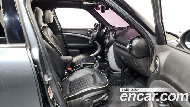 Mini Cooper SD Countryman 1세대, 2016 11