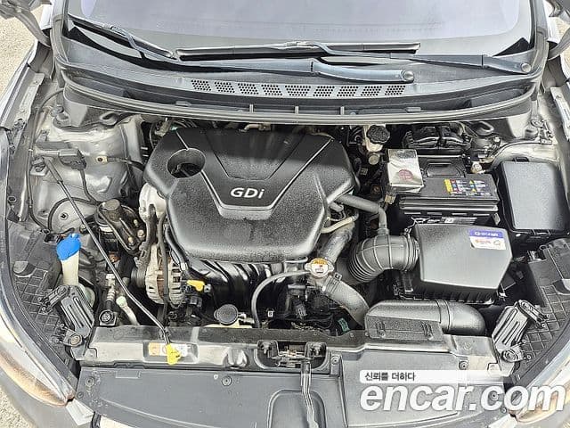 Hyundai Avante MD M16 GDI top, 2012 6