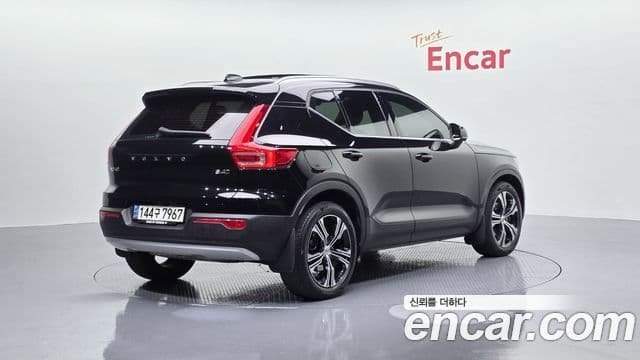Volvo XC40 B4 Inscription, 2021 2