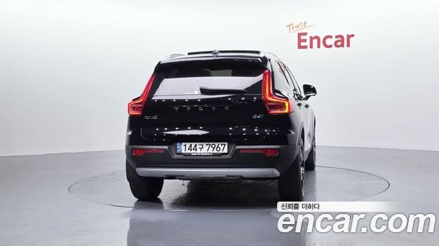 Volvo XC40 B4 Inscription, 2021 4