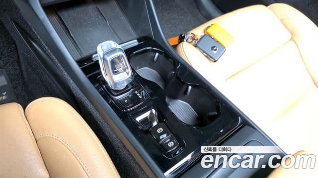 Volvo XC40 B4 Inscription, 2021 9