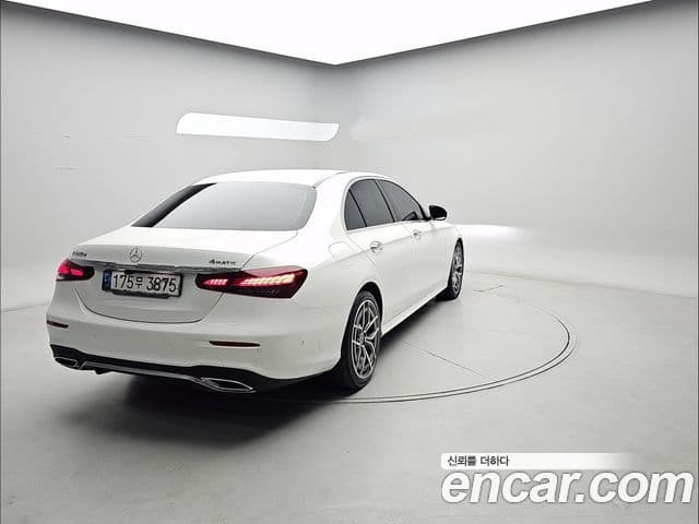 Mercedes-Benz E-класс W213 AMG Line, 2021 все фото