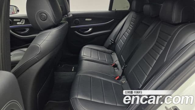 Mercedes-Benz E-класс W213 AMG Line, 2021 11