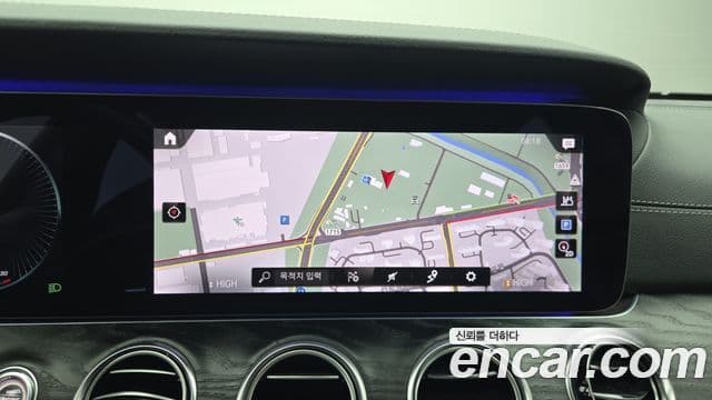 Mercedes-Benz E-класс W213 AMG Line, 2021 17