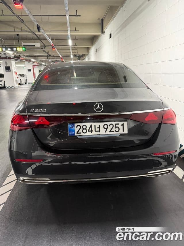 Mercedes-Benz E-класс W214 Avantgarde, 2025 4