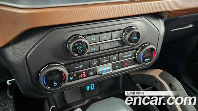 Ford Bronco 6세대 2.3 outer Banks, 2024 19