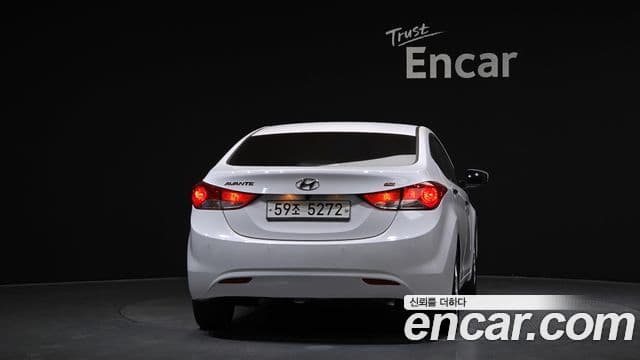 Hyundai Avante MD M16 GDI Smart, 2013 4