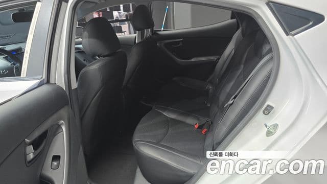 Hyundai Avante MD M16 GDI Smart, 2013 13