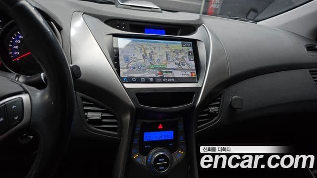 Hyundai Avante MD M16 GDI Smart, 2013 15