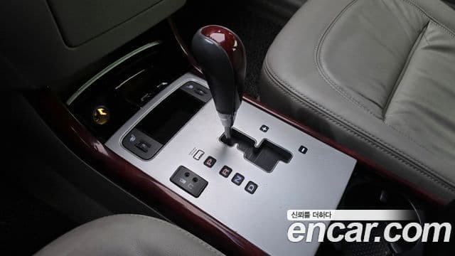 Hyundai Grandeur TG LPI Q270 для людей с инвалидностью, 2008 9
