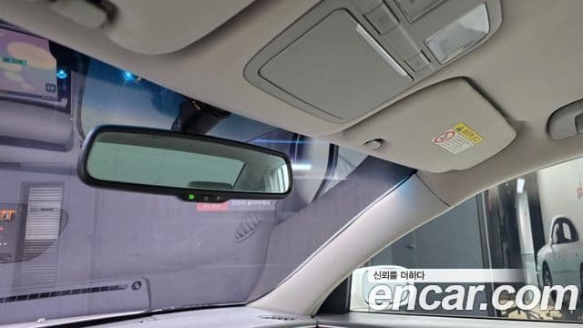 Hyundai Grandeur TG LPI Q270 для людей с инвалидностью, 2008 18