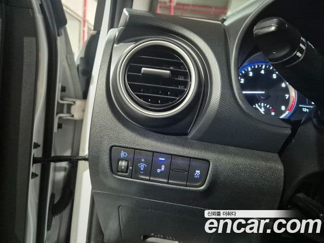 Hyundai Kona Modern, 2018 6