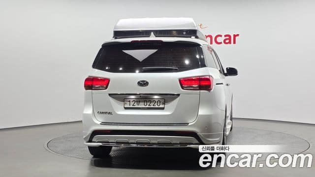 Kia All New Carnival Noblesse, 2017 4