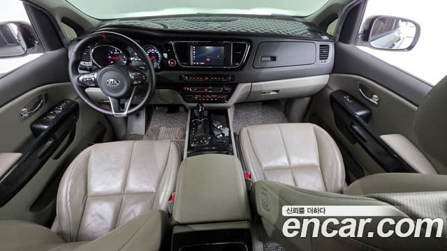 Kia All New Carnival Noblesse, 2017 7