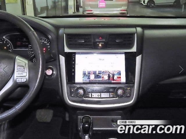 Nissan 알티마 L33, 2017 11