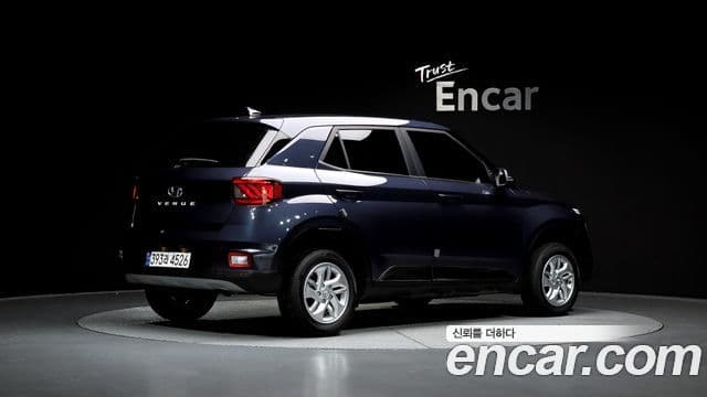 Hyundai Venue Premium, 2024 2
