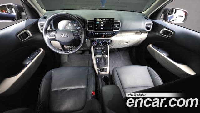 Hyundai Venue Premium, 2024 7