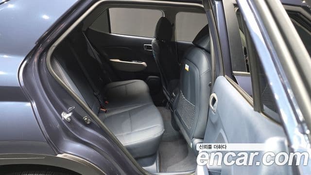 Hyundai Venue Premium, 2024 12